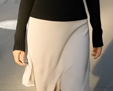 A라인 미디 스커트